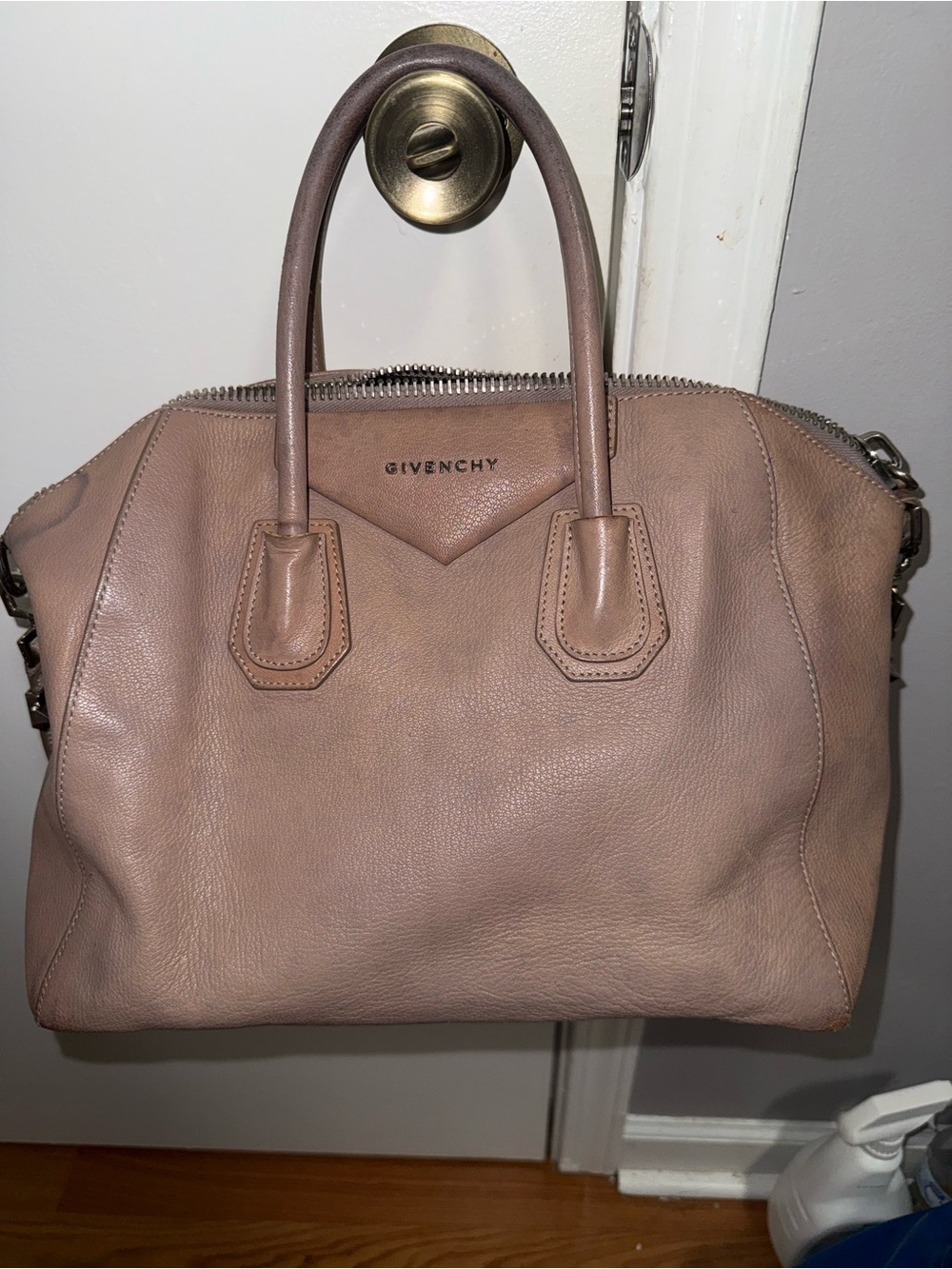 Givenchy Antigona bag